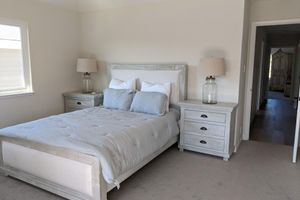 Alquiler Vacacional - Renovated Coastal Retreat - 8 min walk to Ocean Bluffs