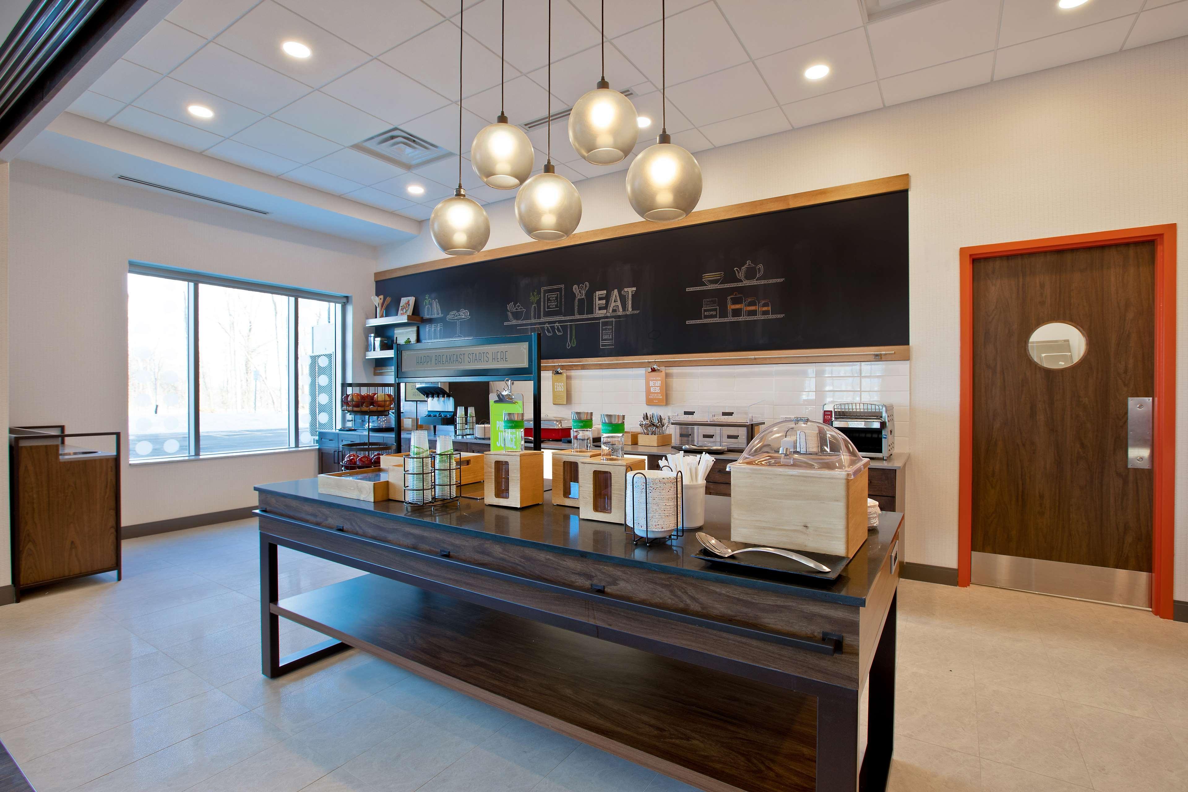Restaurant Hampton Inn & Suites Ottawa West