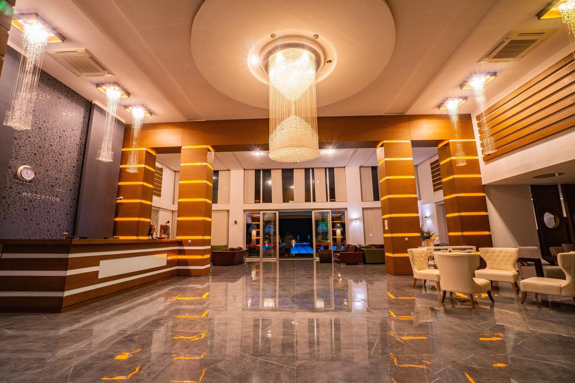 Vista Lobby Karya Family Resort – All inclusive