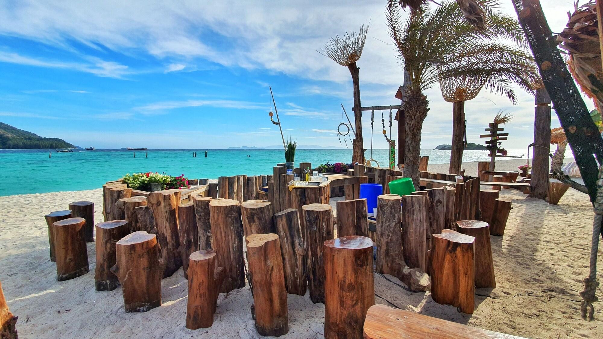 Bar/Salón Zodiac Seesun Resort