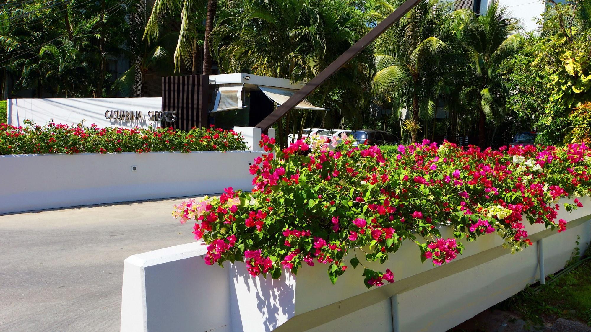 Vista Exterior Casuarina Shores