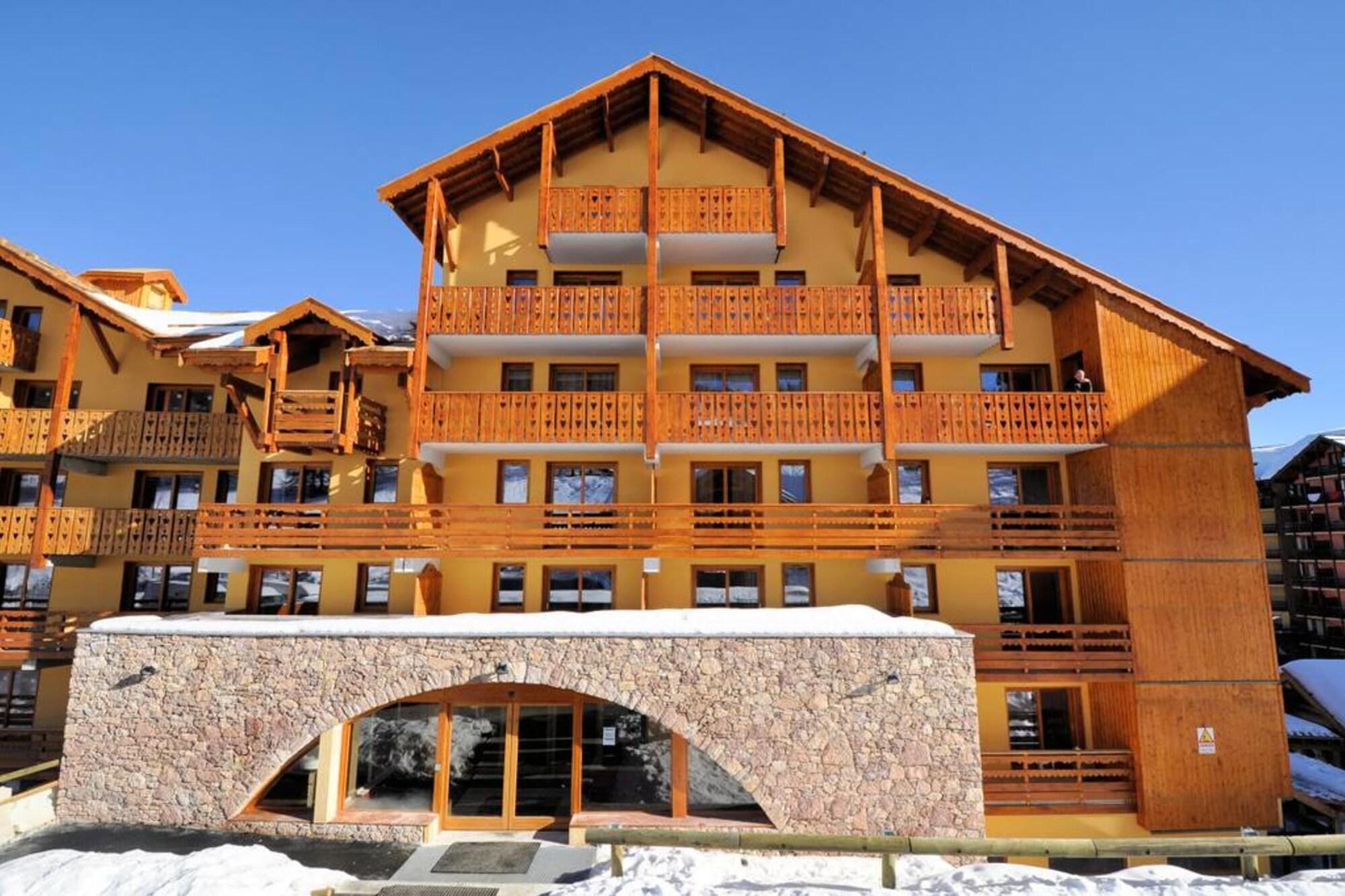 Varios RisoulSki Antarès