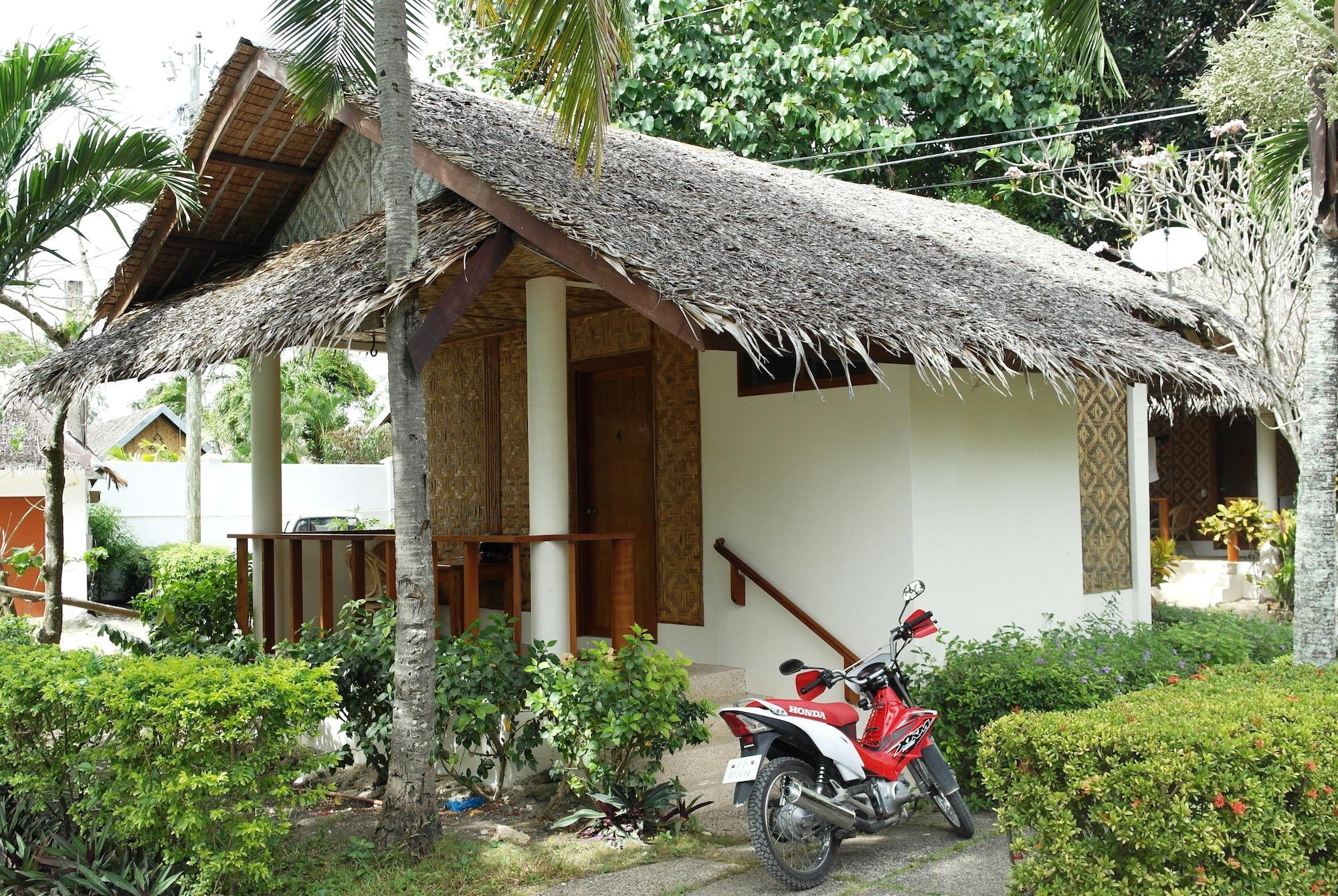 Vista Exterior Quo Vadis Dive Resort Moalboal