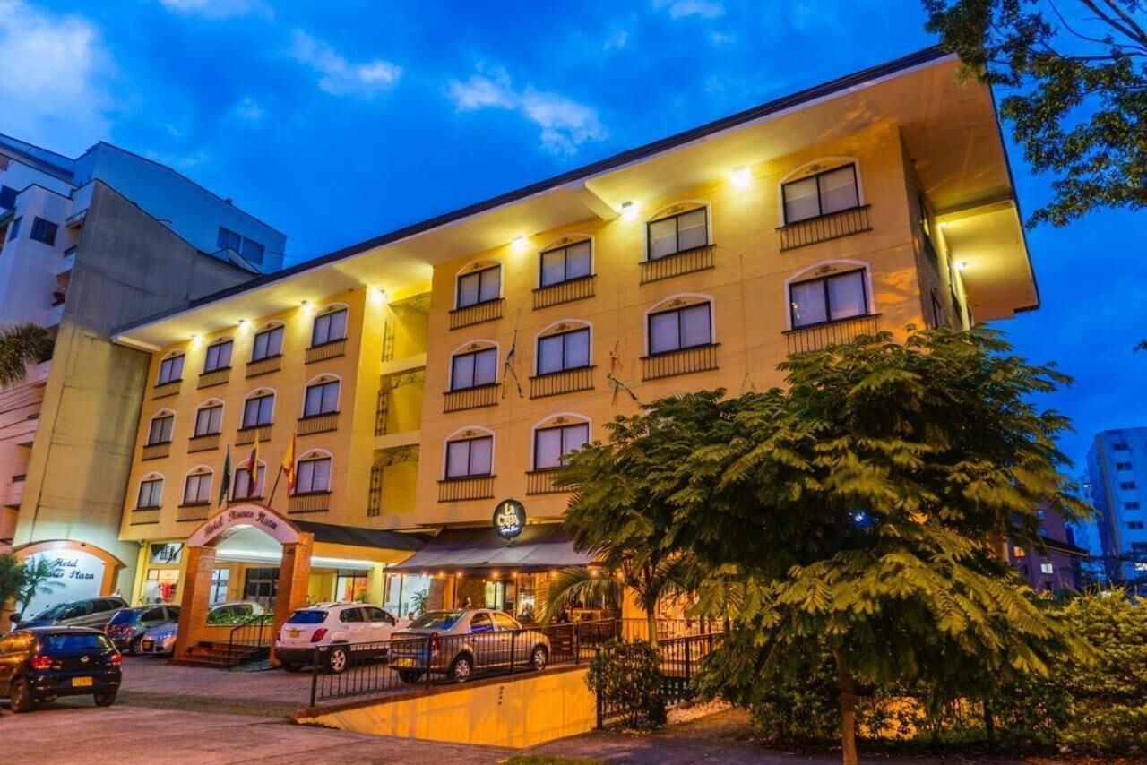 Vista Exterior Hotel Pinares Plaza