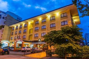 Alojamiento - Hotel Pinares Plaza