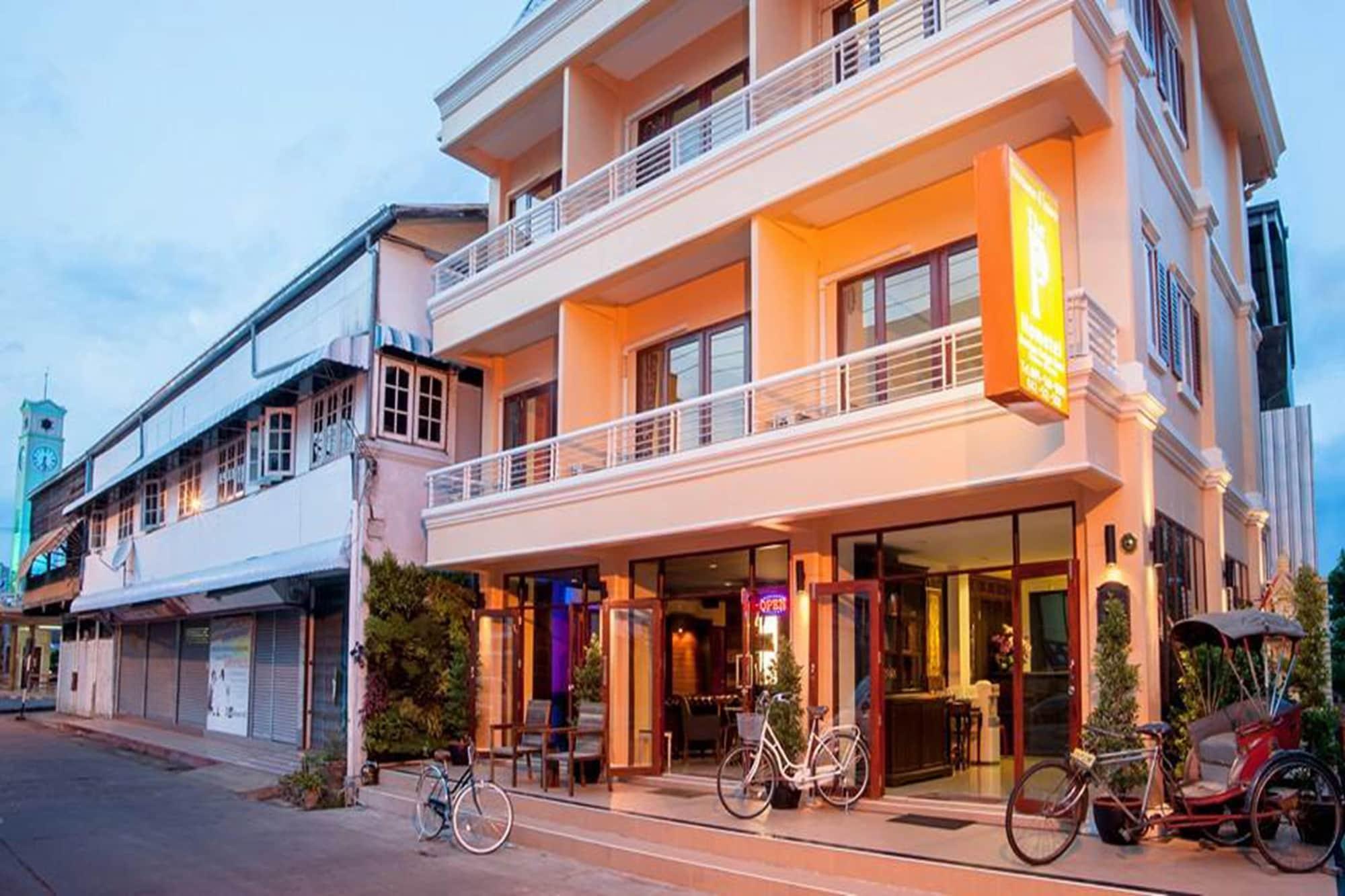 Varios The P Hometel