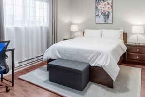 Alquiler Vacacional - 2-Bedroom Apt Centrally Located in Santa Clara