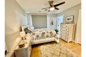 Alquiler Vacacional - Bayfront Home w/Hot Tub