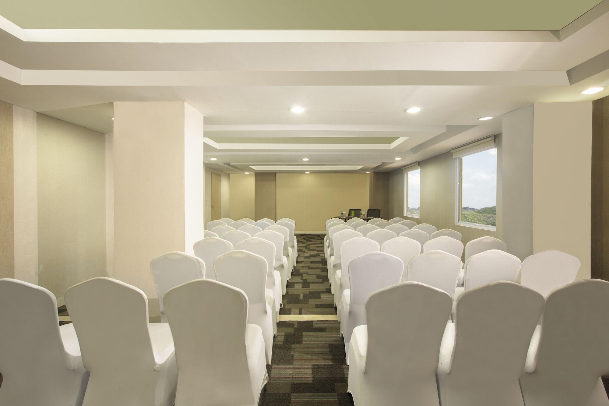 Sala de Reuniones KHAS Pekanbaru Hotel