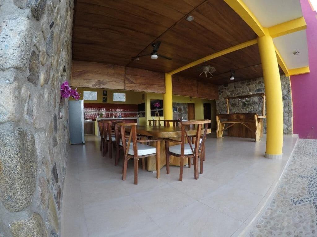 Restaurant Happy hill
