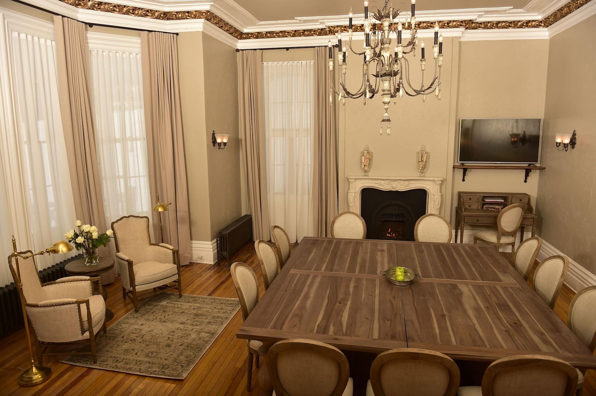 Sala de Reuniones Manoir Maplewood