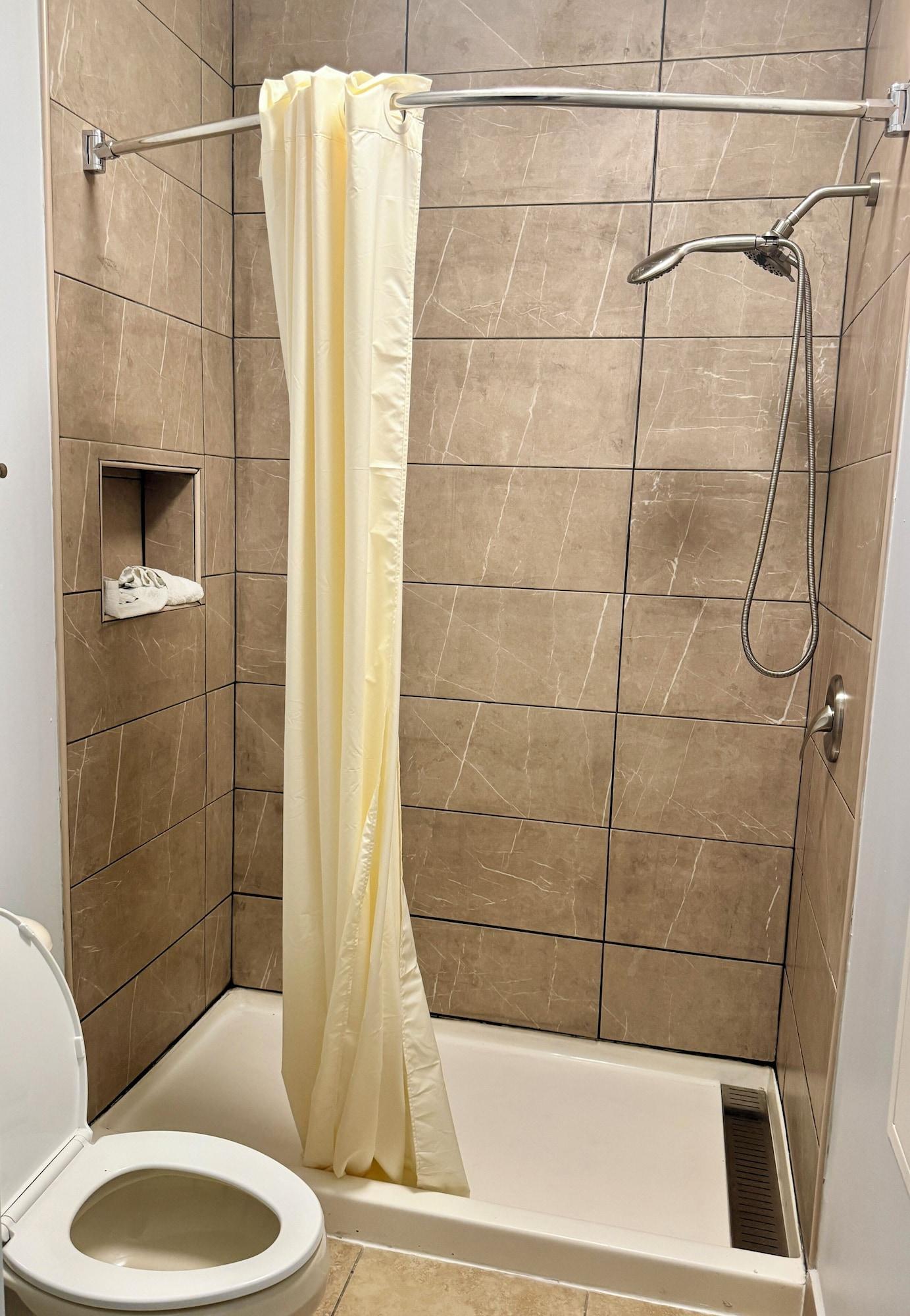 Equipamiento de Habitación Texas Inn and Suites City Center at University Dr.