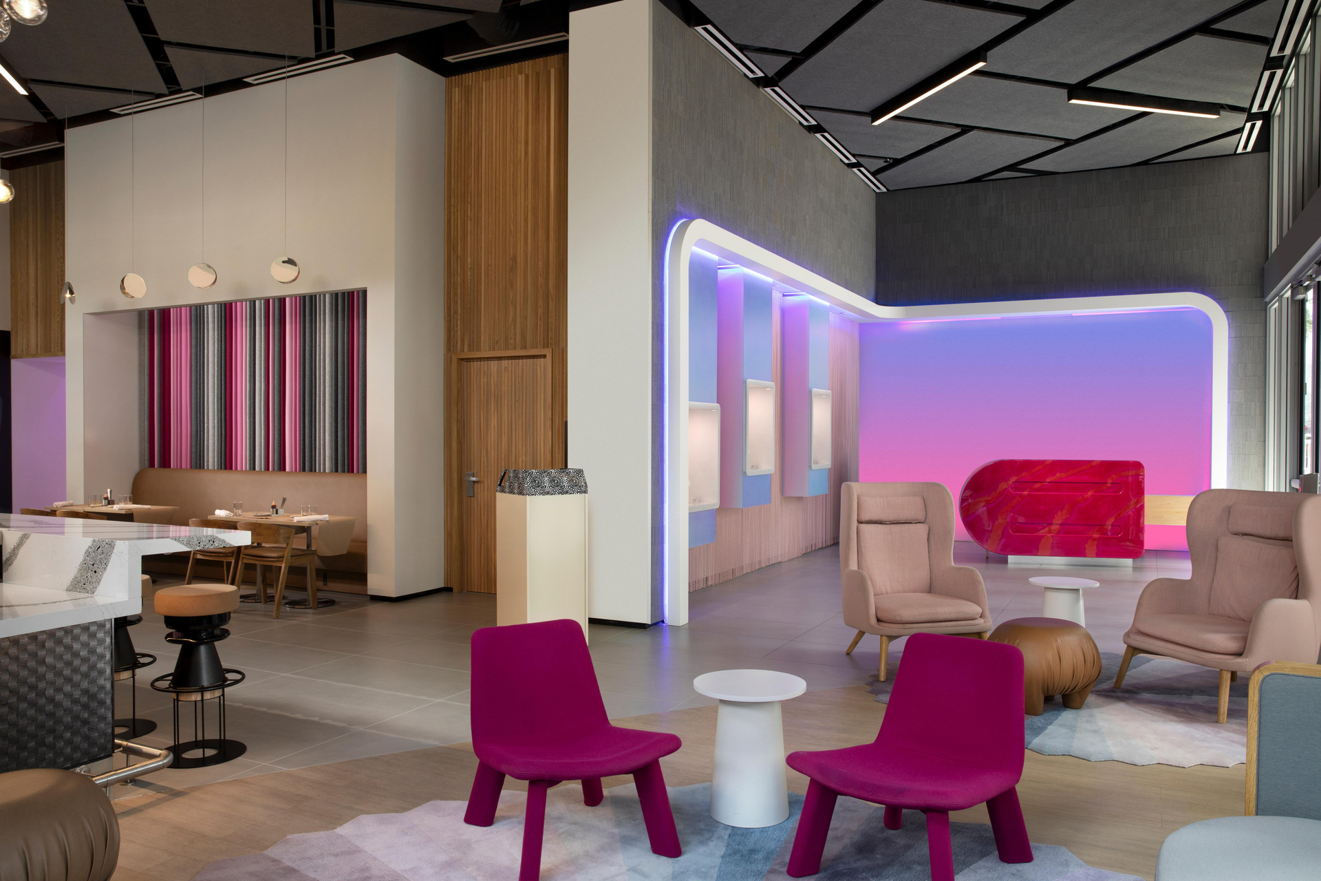 Vista Lobby YotelPad Miami