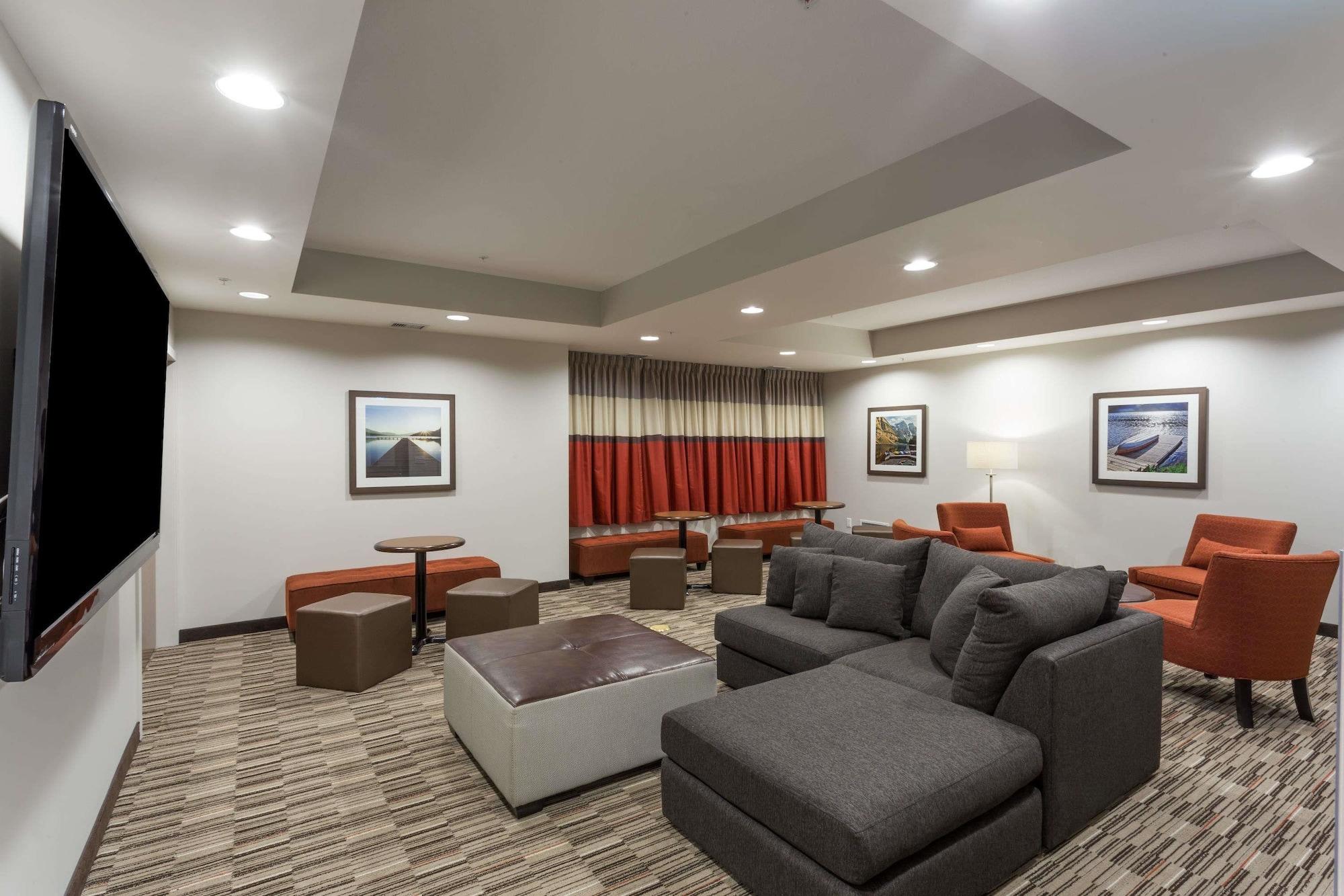 Sala de Reuniones Microtel Inn & Suites by Wyndham Kitimat