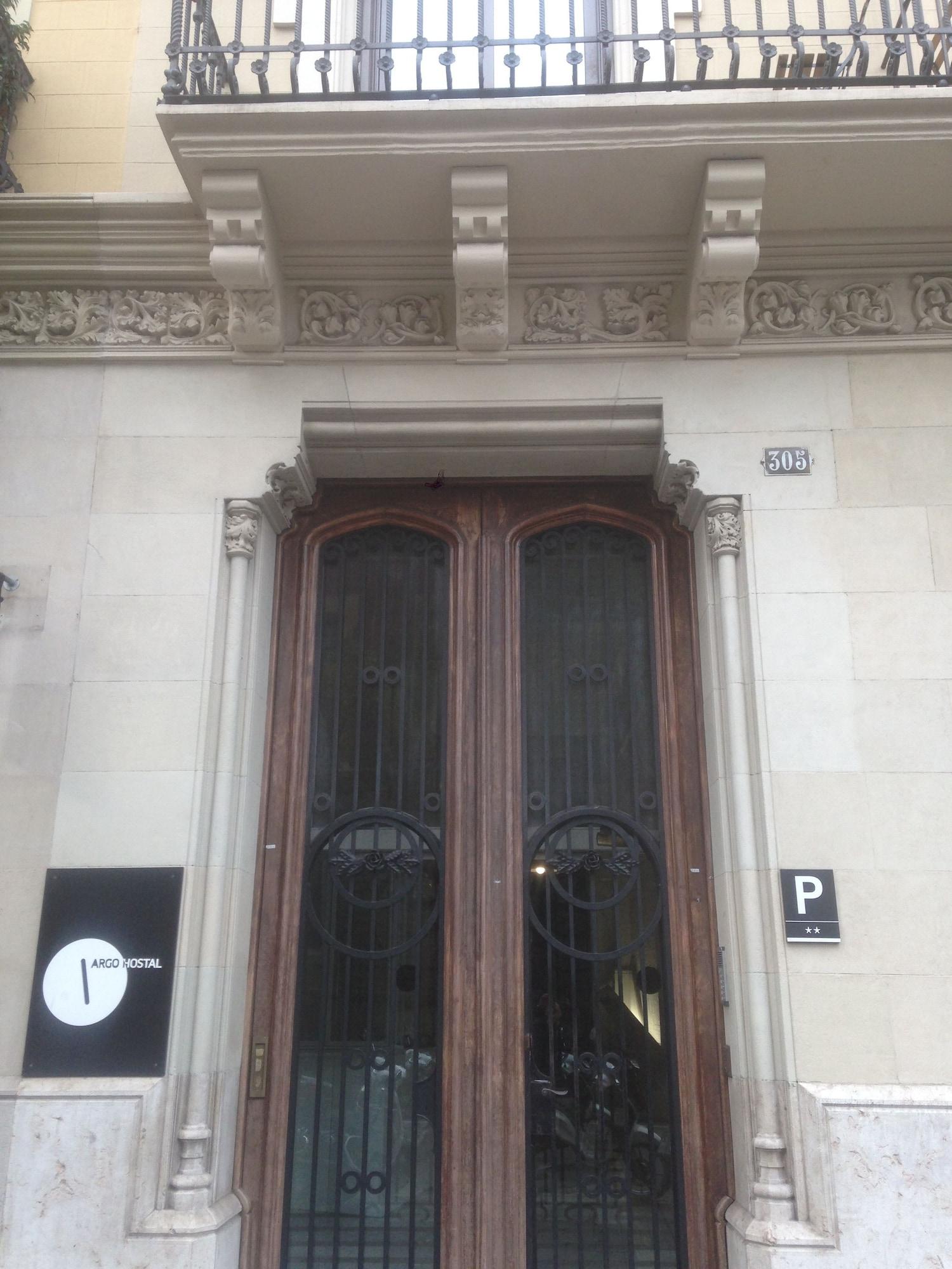 Vista Exterior Hostal Argo