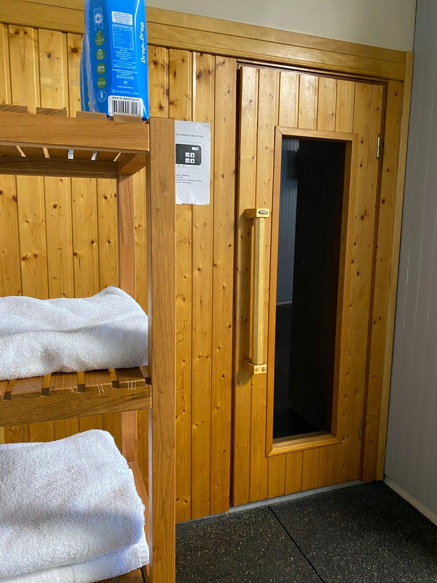 Spa Kyriad Le Blanc Mesnil