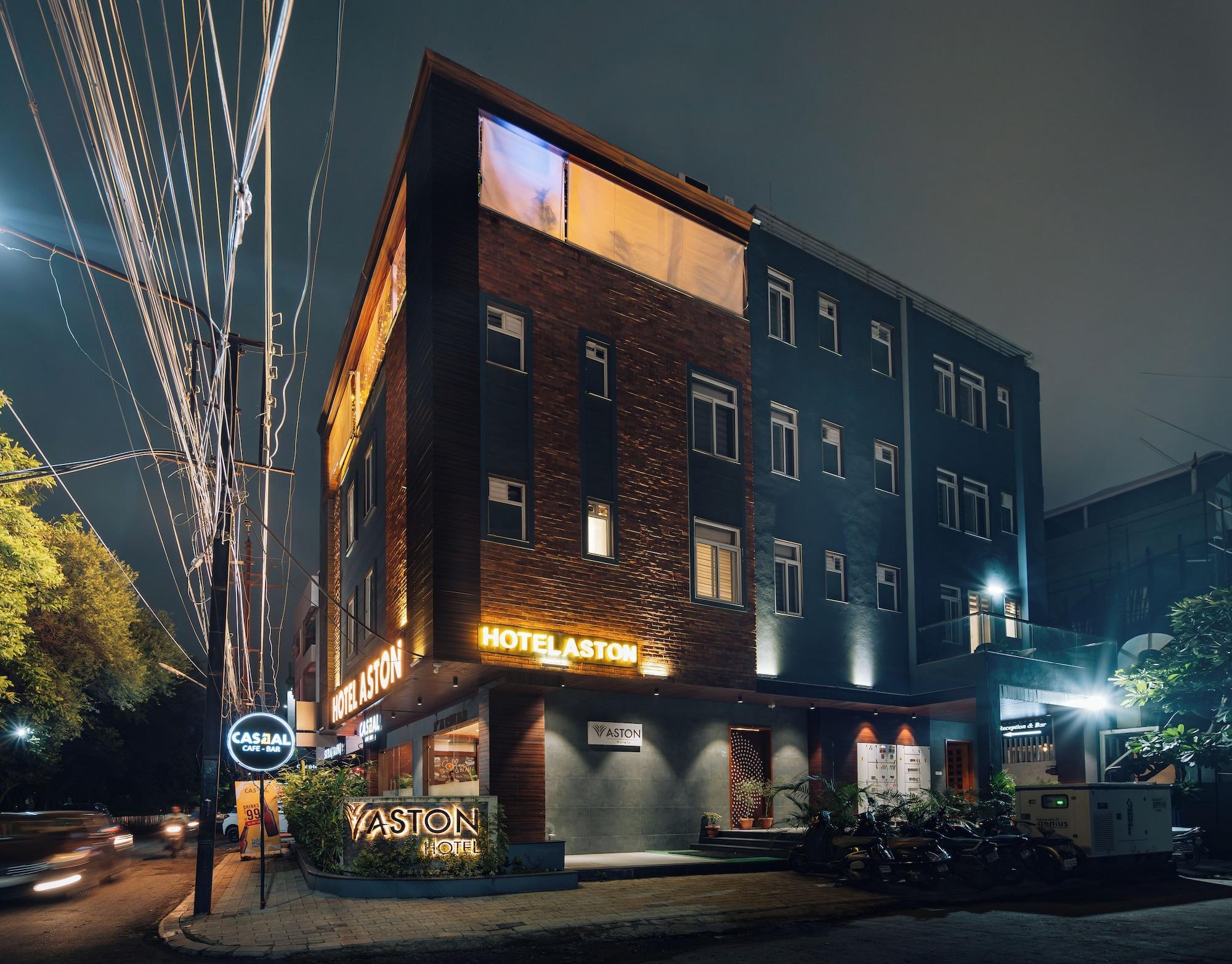 Vista Exterior Hotel Aston