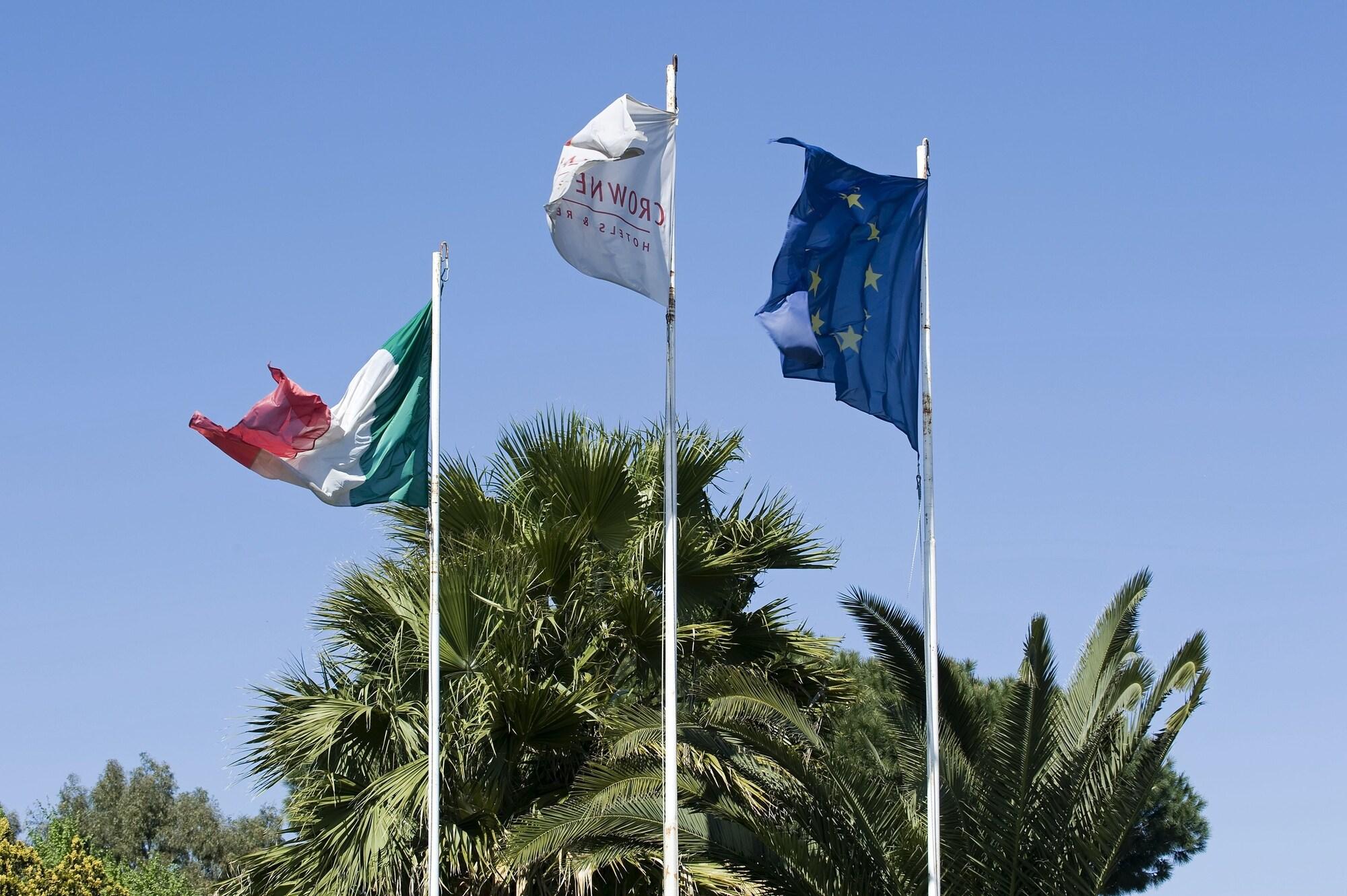 Vista Exterior Crowne Plaza Rome-St. Peter's Hotel & Spa by IHG