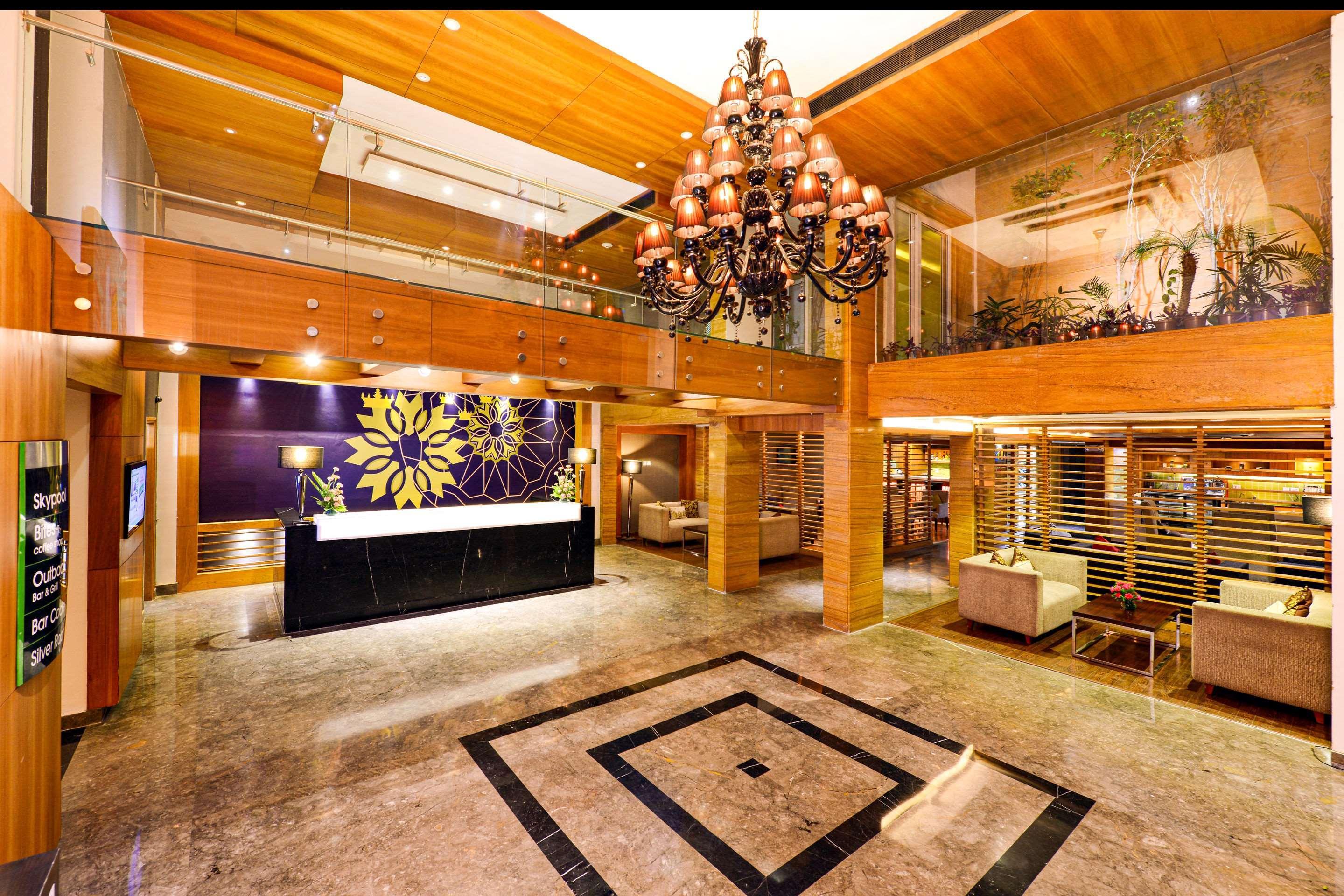Vista Lobby Quality Inn Gurgaon