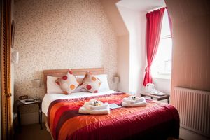 Alojamiento - Alba Hills Guest House