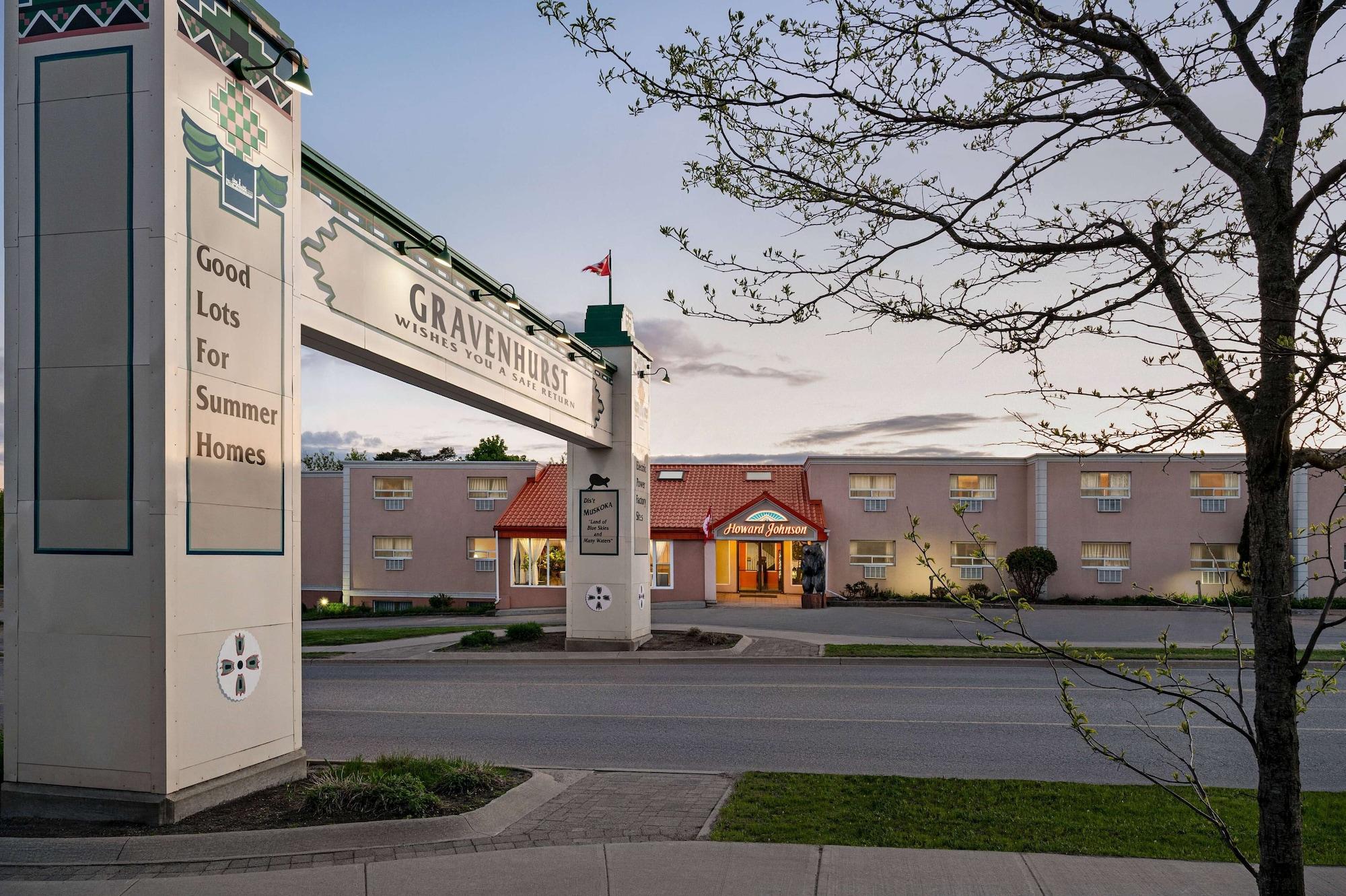 Vista Exterior Howard Johnson by Wyndham Gravenhurst
