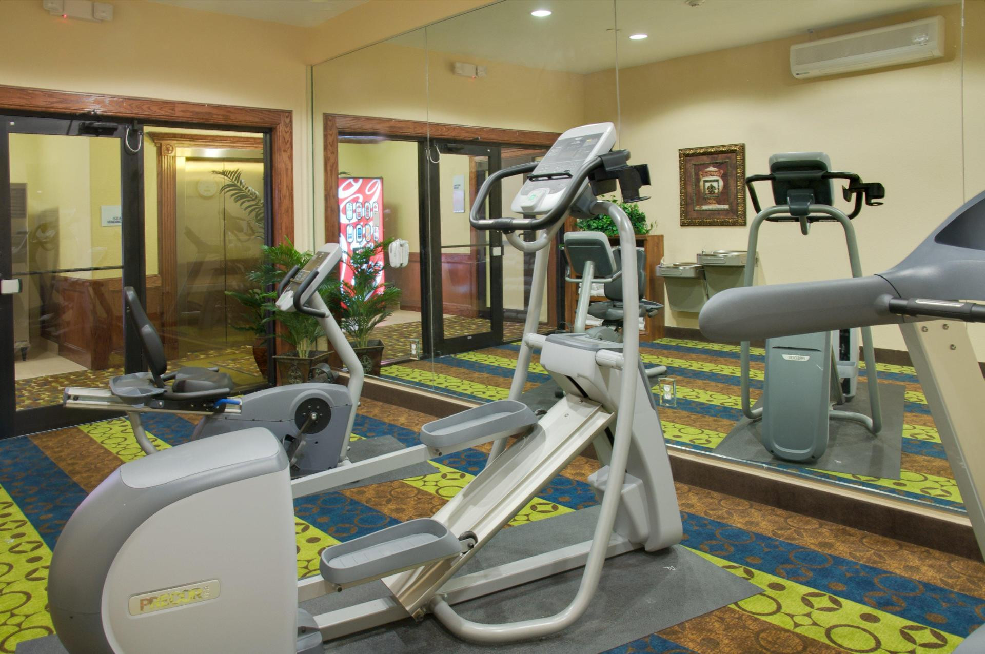 Gimnasio Holiday Inn Express Hotel & Suites Galveston West-Seawall by IHG