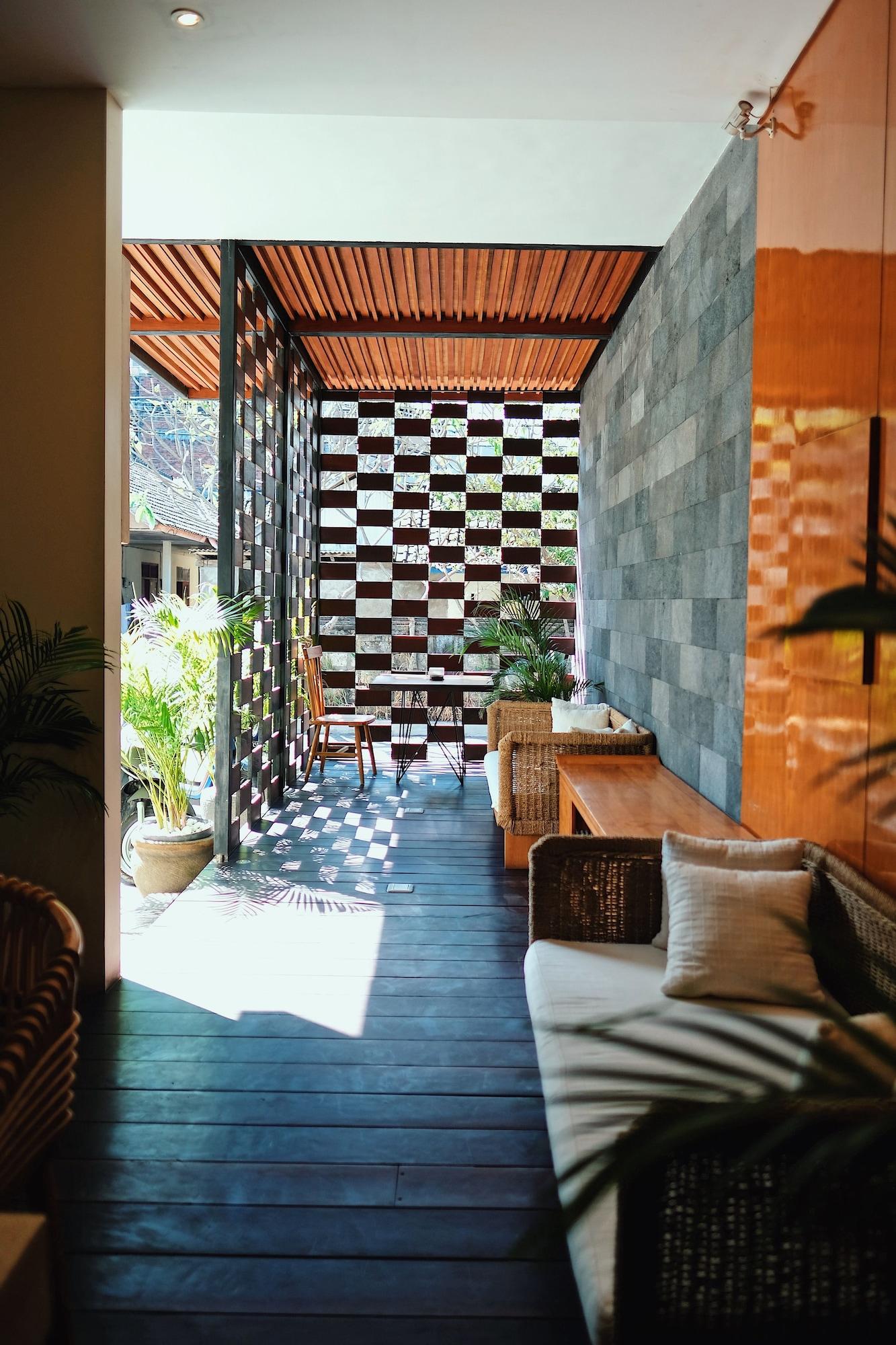 Varios Bali True Living Apartment