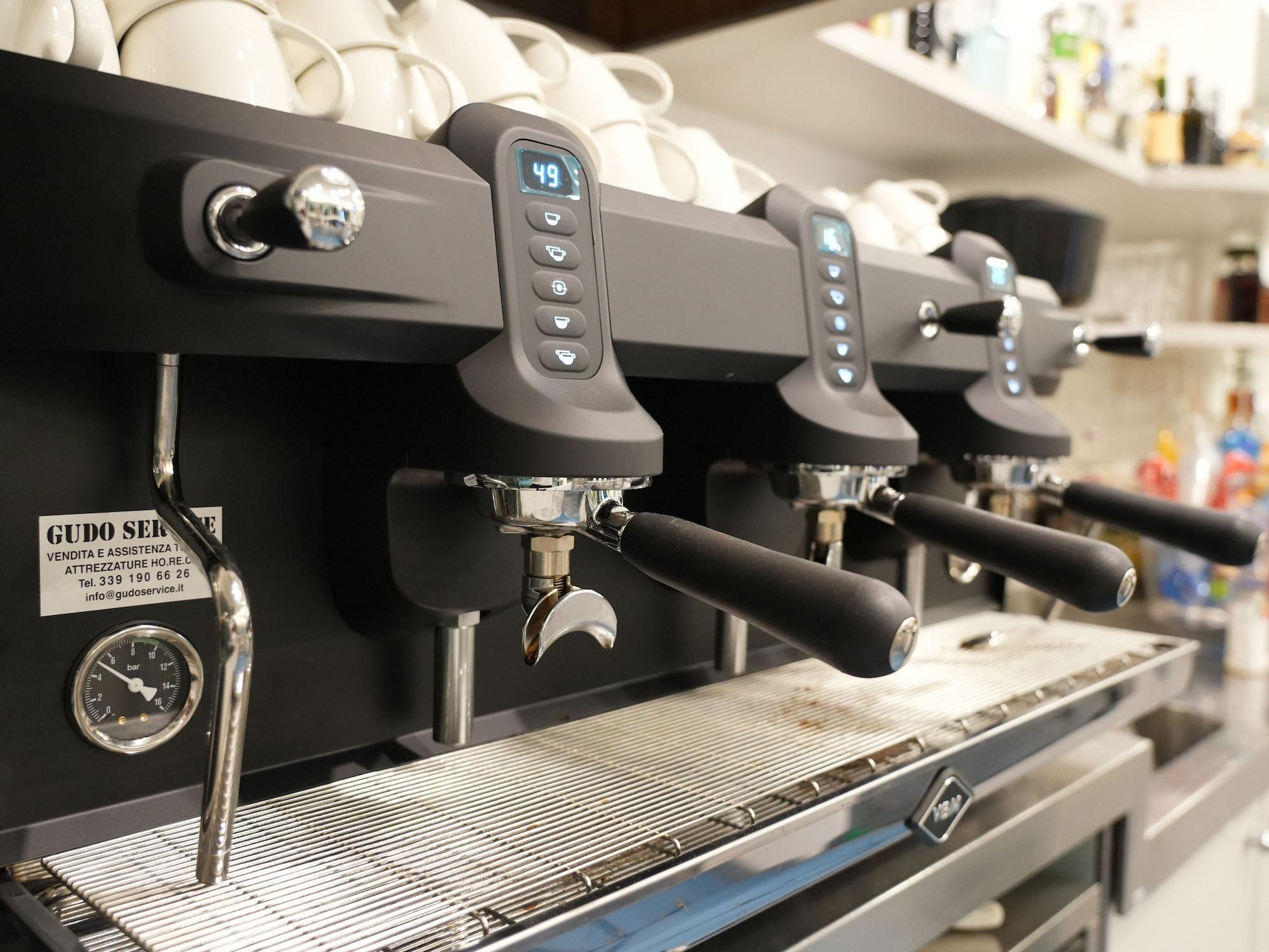 Bar/Salón HOTEL REGAL