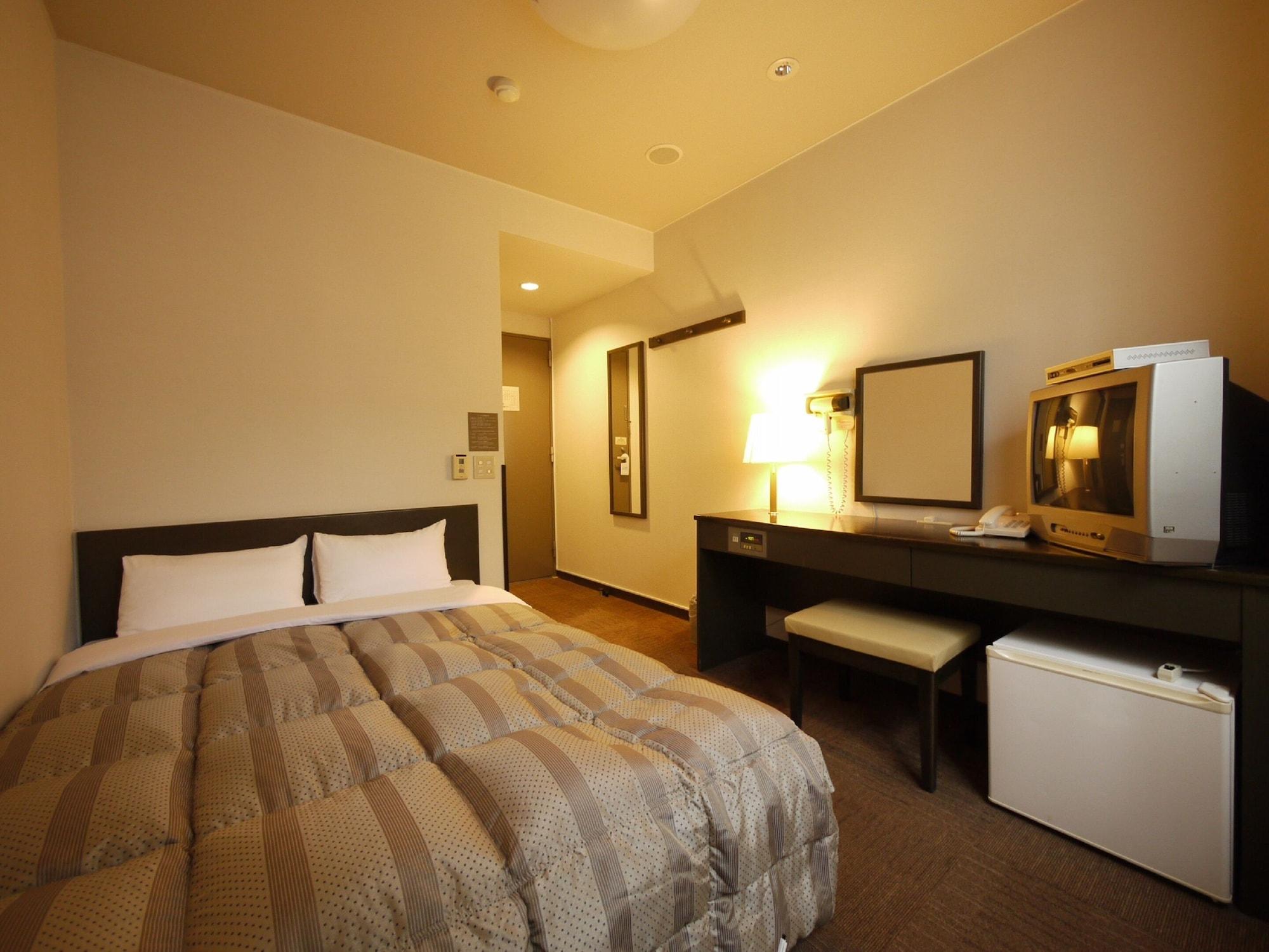 Habitación Hotel Route Inn Court Ina