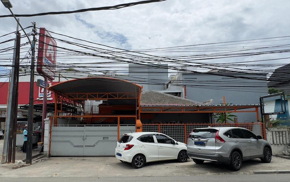 Vista Exterior Beranda Istirahat Pluit Utara