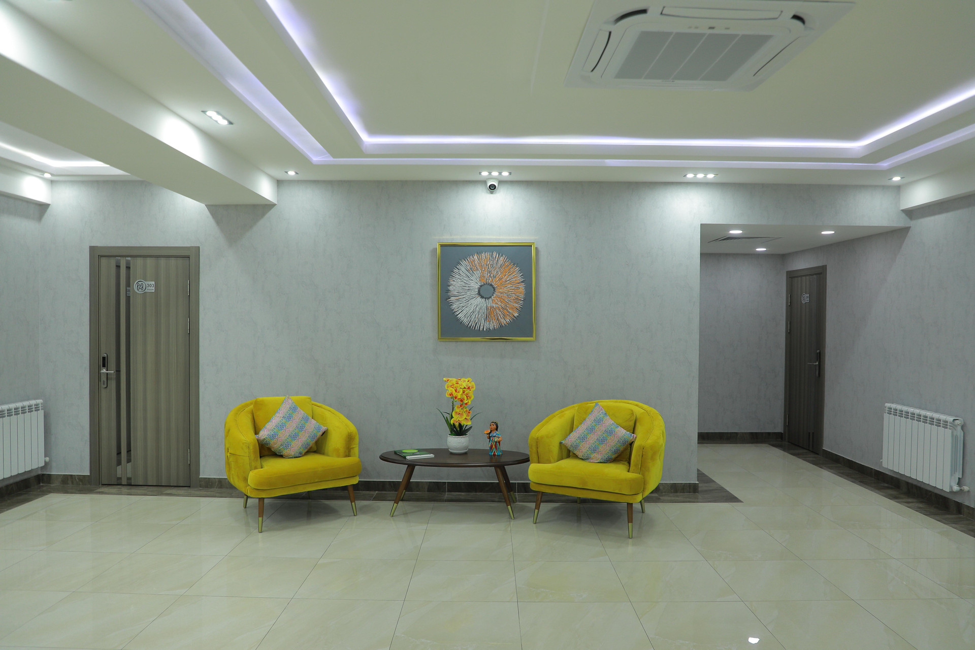 Vista Lobby Human Hotel