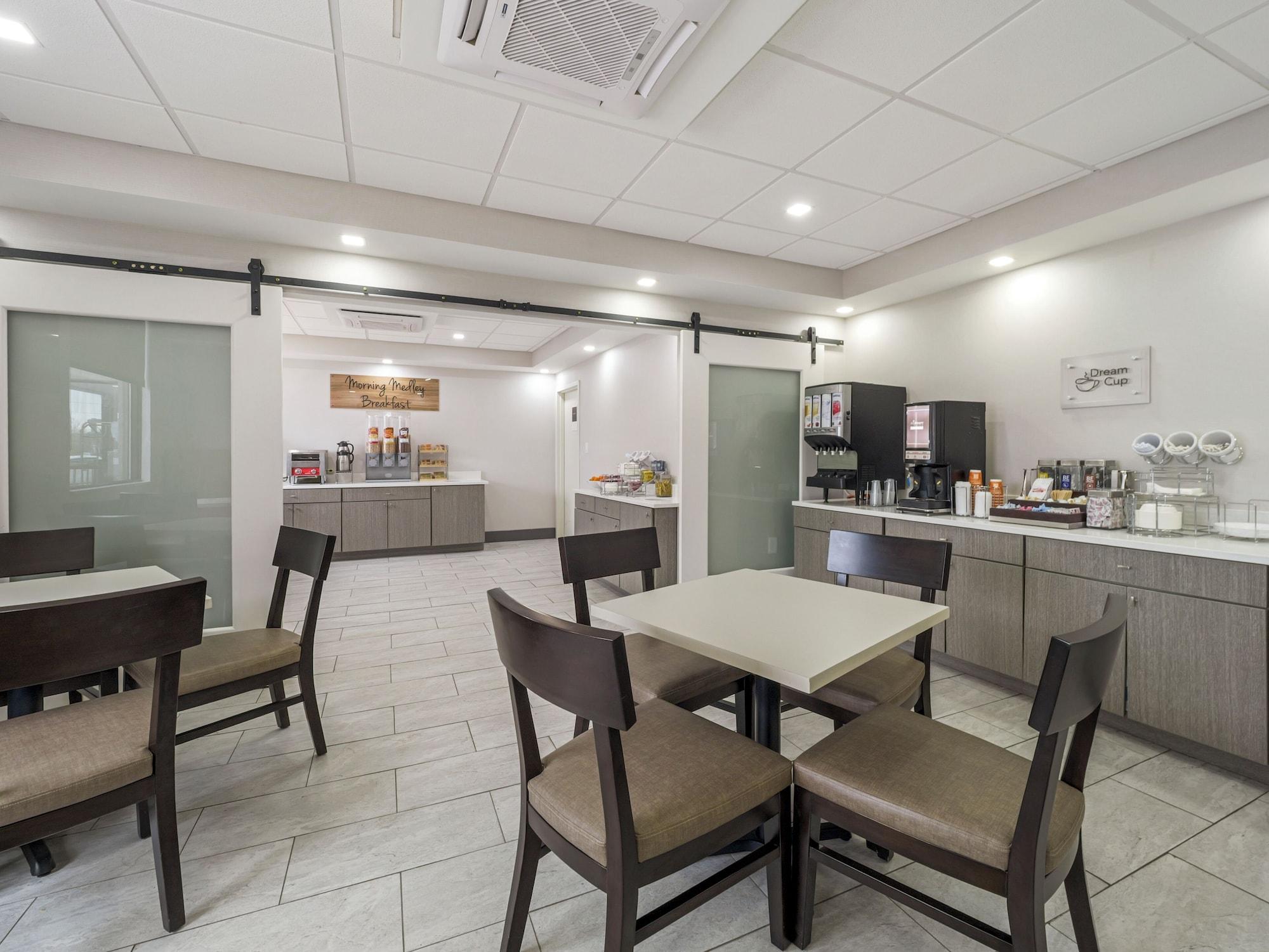 Restaurant MainStay Suites Chambersburg