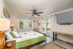 Alquiler Vacacional - Bond House 4 Bedroom Home by RedAwning