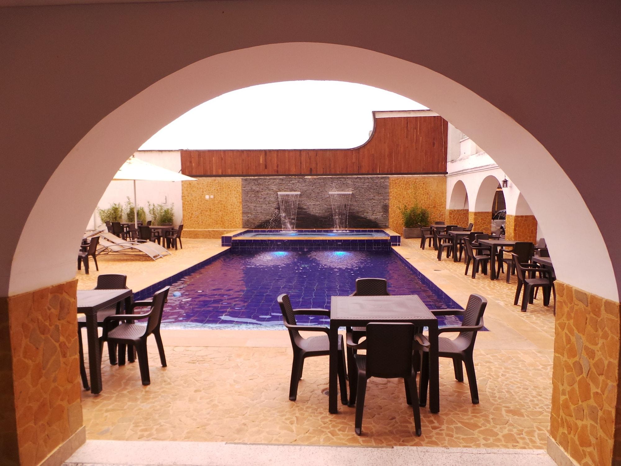 Vista Piscina Hotel Don Gregorio