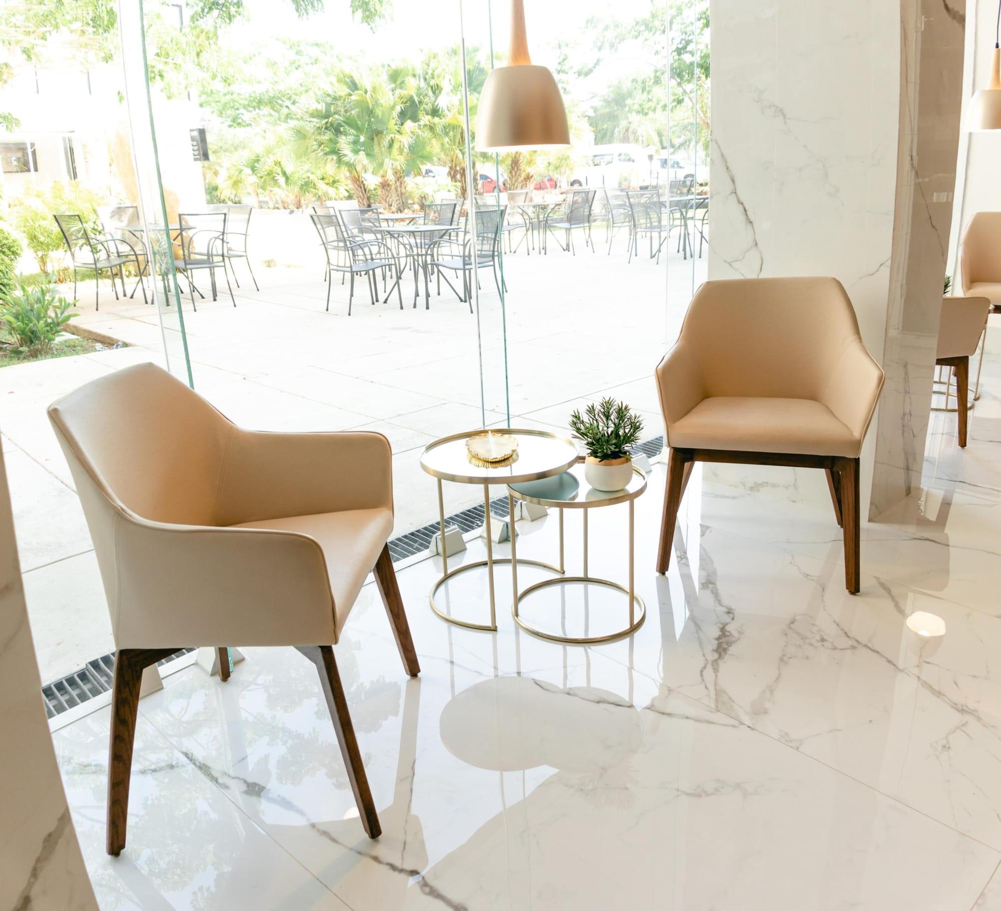 Vista Lobby B'S Suites