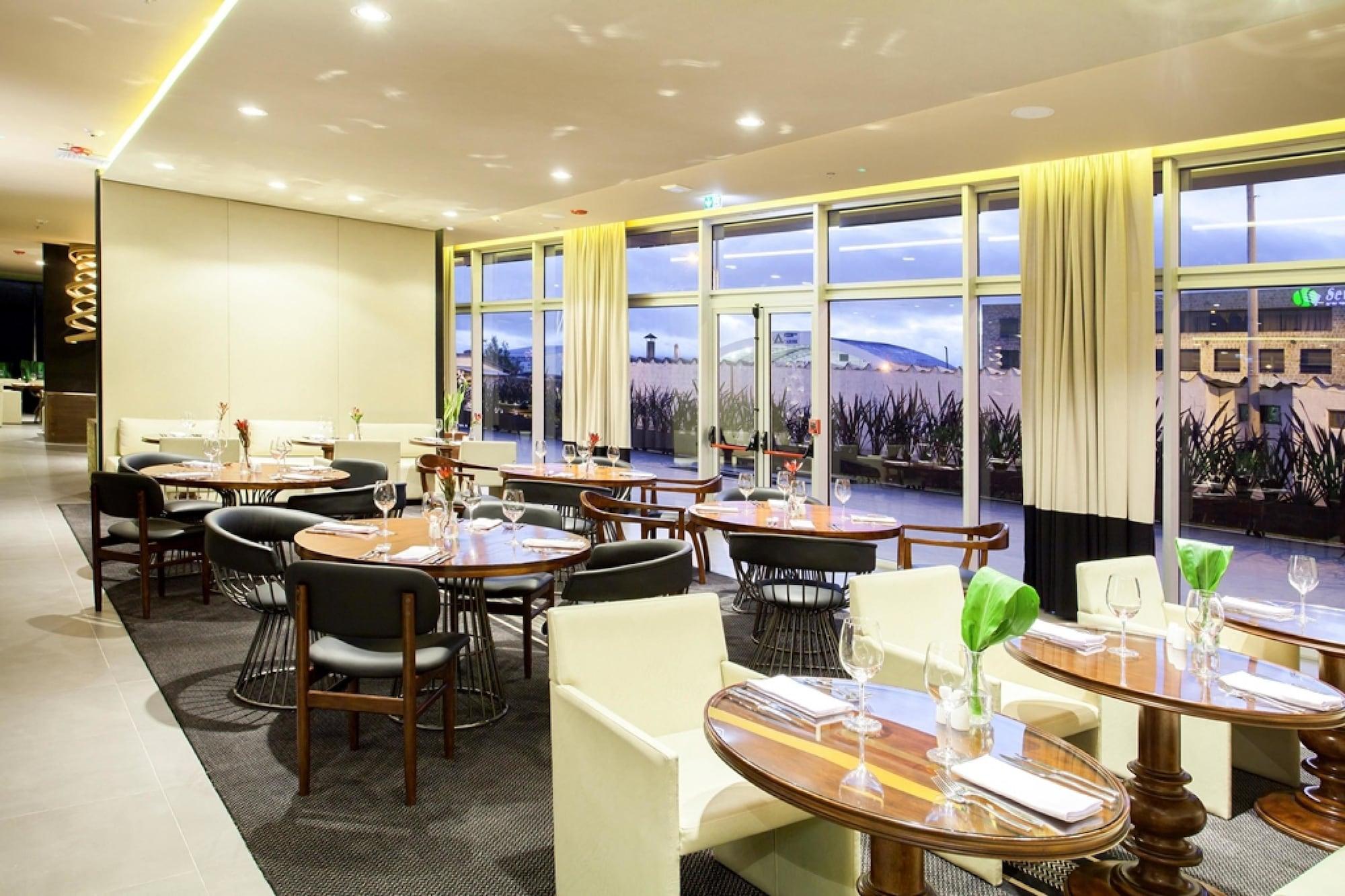 Restaurant Movich Buró 26