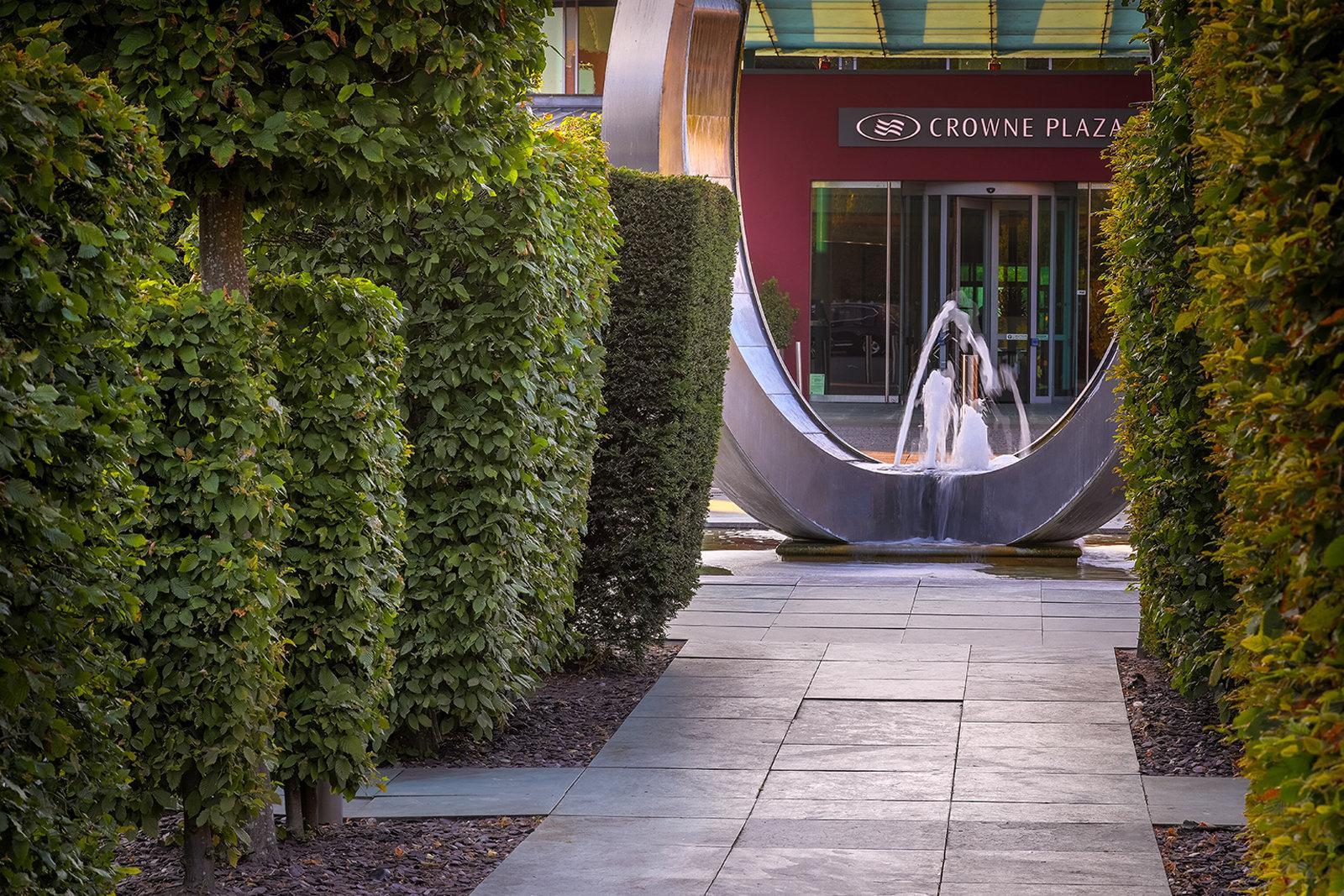 Vista Exterior Crowne Plaza Hotel Marlow by IHG