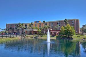 Alojamiento - Comfort Inn & Suites Kissimmee by the Parks