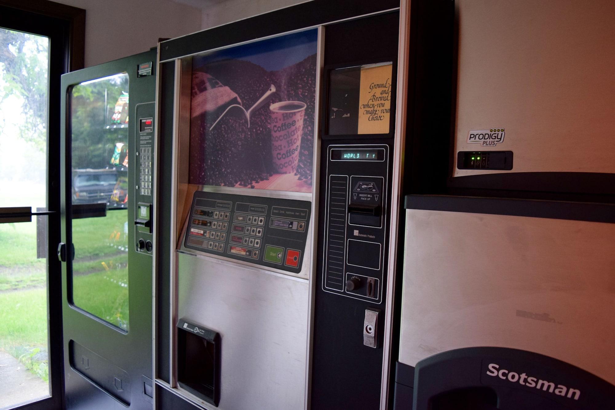 Vista Lobby Snelling Motel