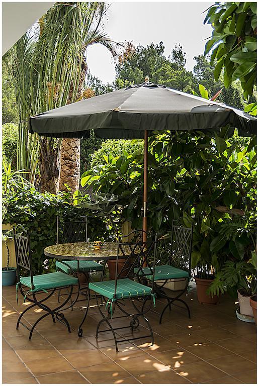 Hostal Valencia by null