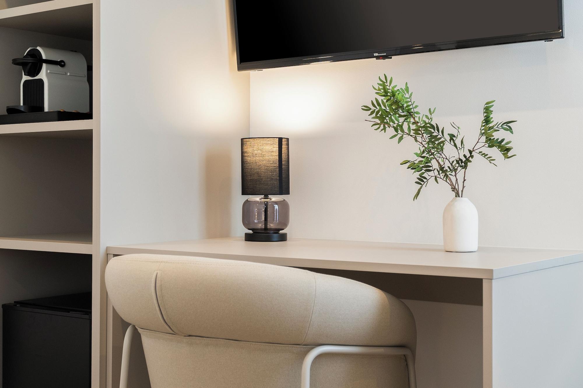 Habitación La Caleta Qe Hotels