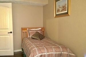 Alquiler Vacacional - 2Bed/1Bath ~ First Floor House, 7 min. Downtown