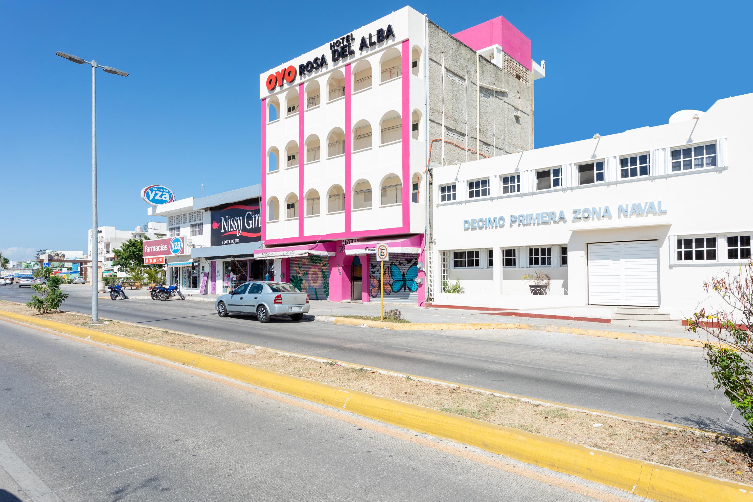 Vista Exterior Hotel Rosa del Alba, Malecón Chetumal