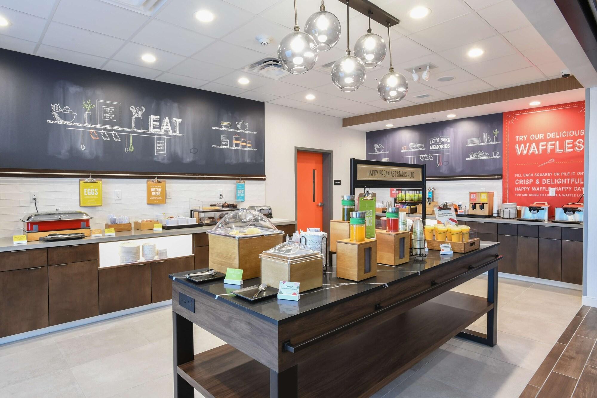Restaurant Hampton Inn & Suites Cincinnati Liberty Township