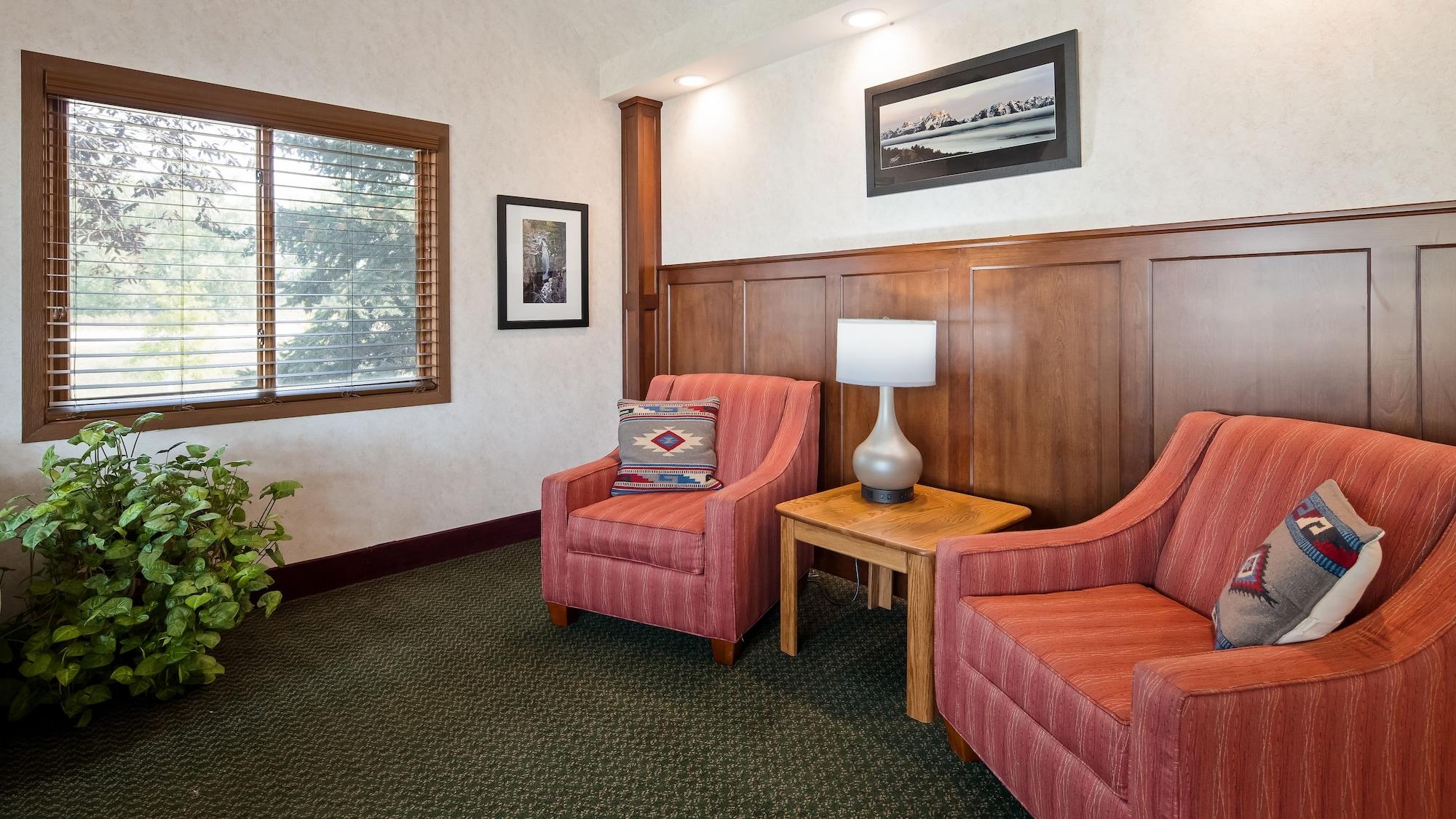 Vista Lobby SureStay Plus Hotel by Best Western Buffalo