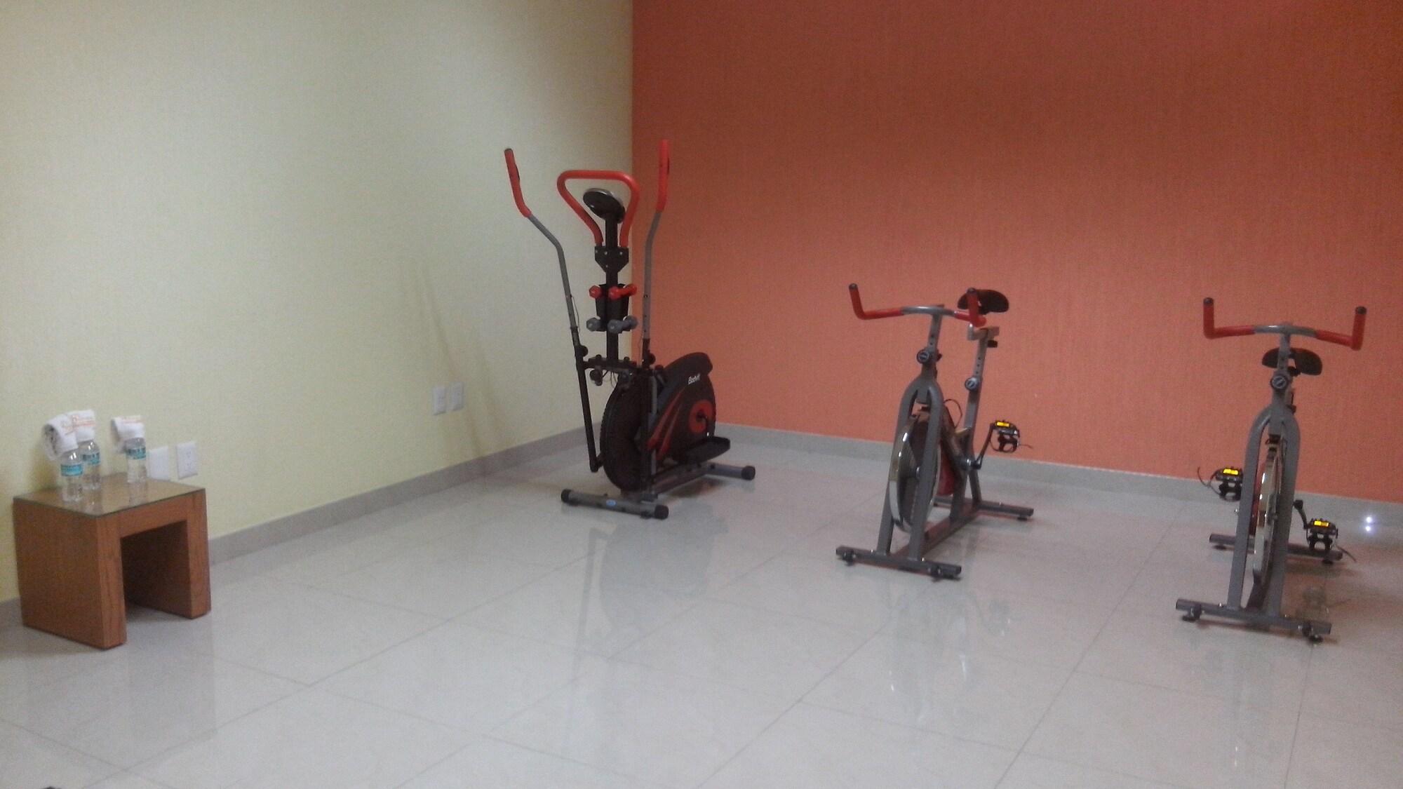 Gimnasio Hostalia Hotel Expo & Business Class