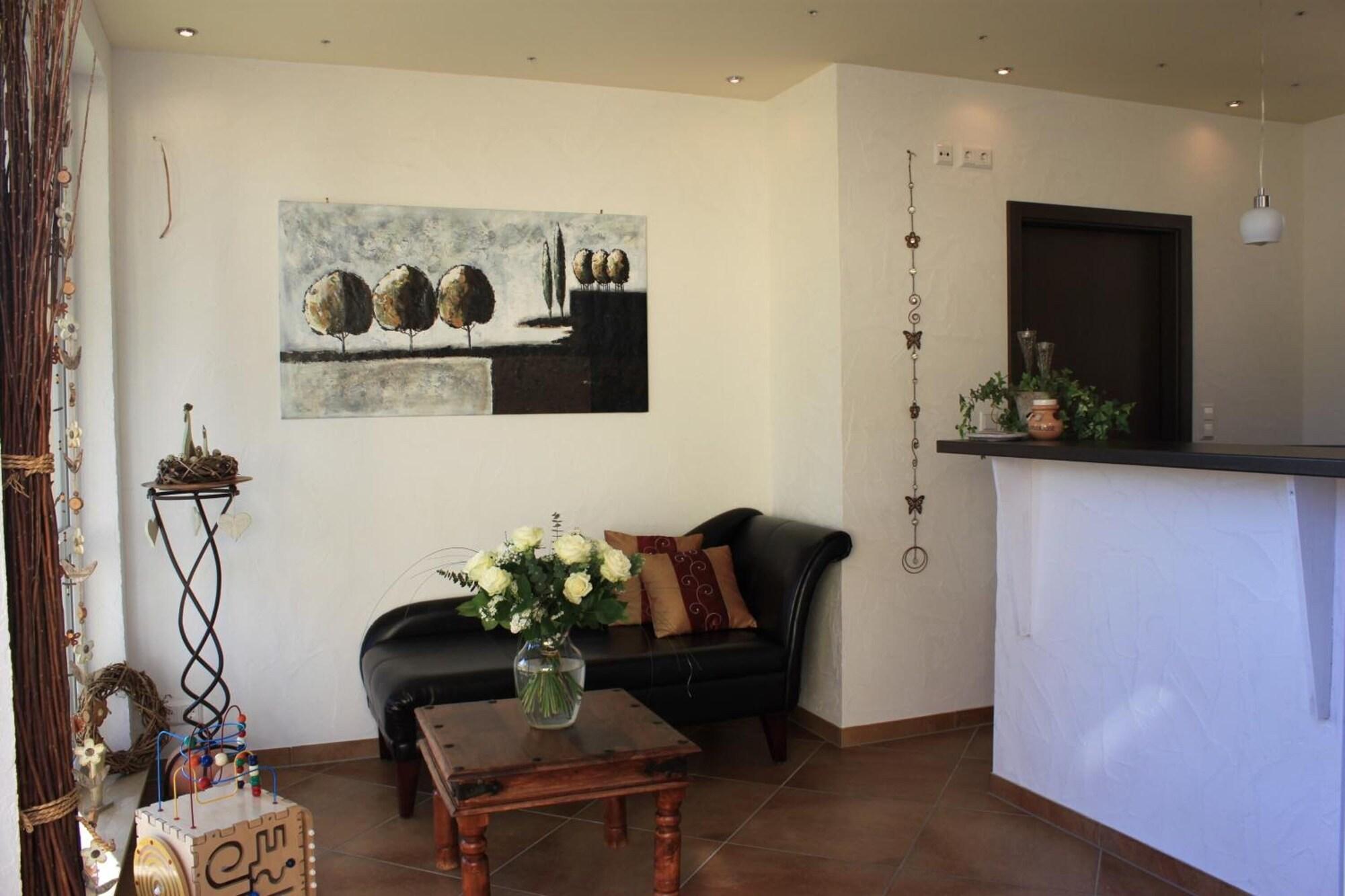 Vista Lobby Hotel & Gästehaus Im Ziegelweg garni