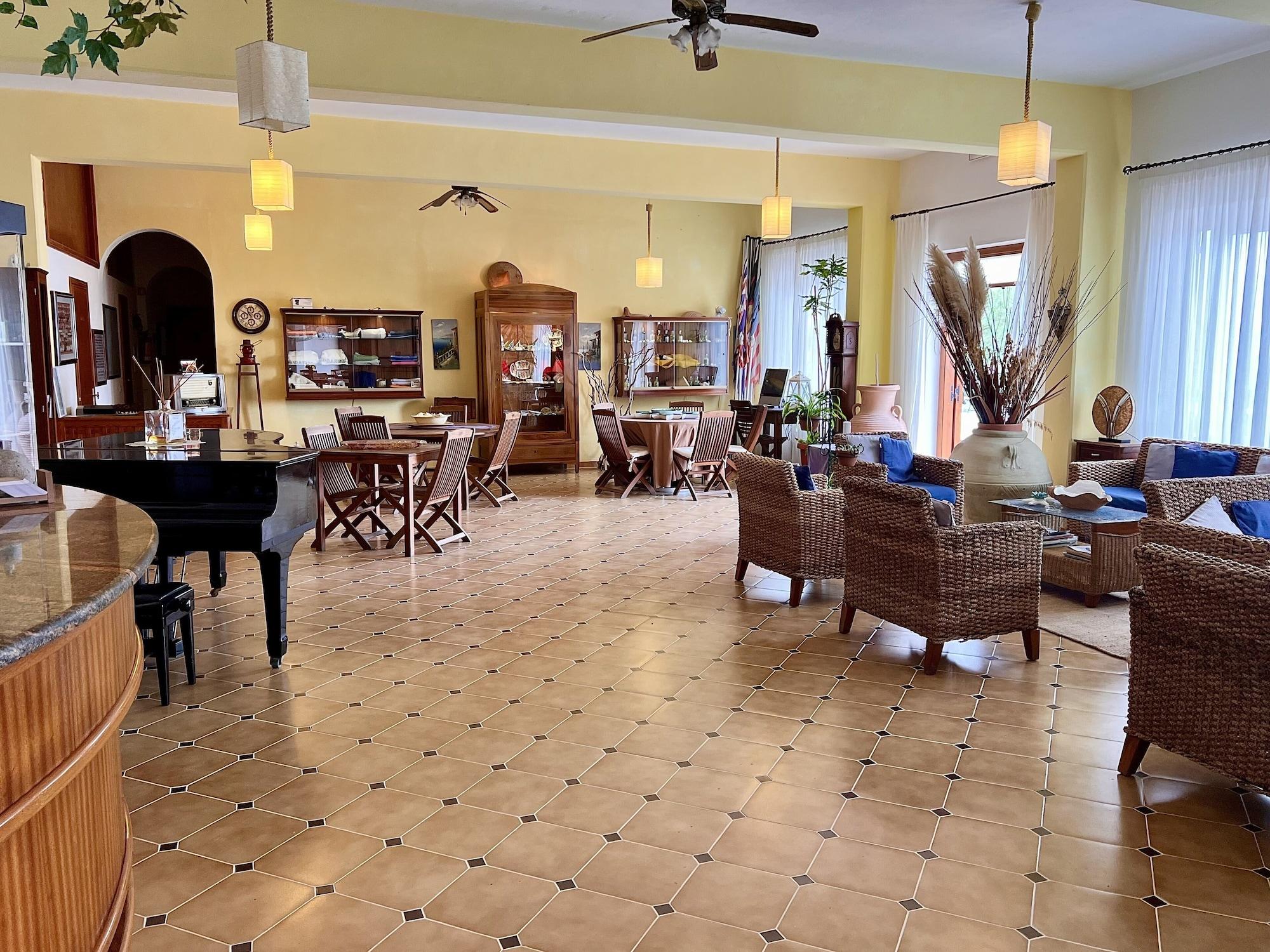 Sala de Reuniones Hotel Ortensia