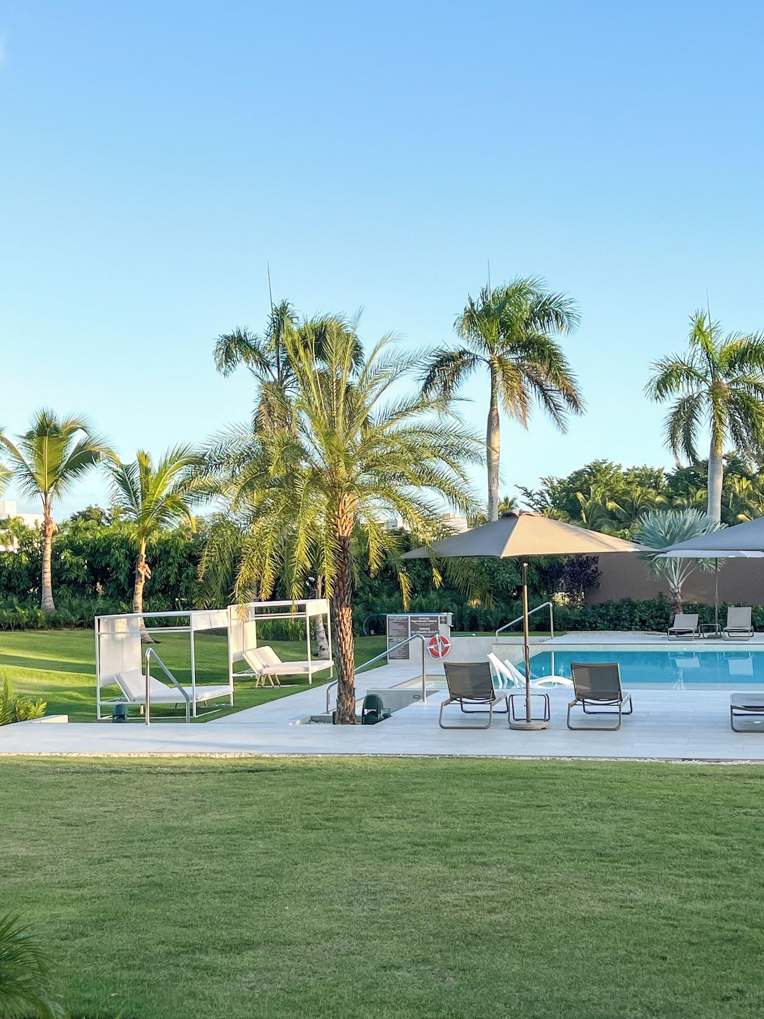 Vista Exterior AC Hotel by Marriott Punta Cana
