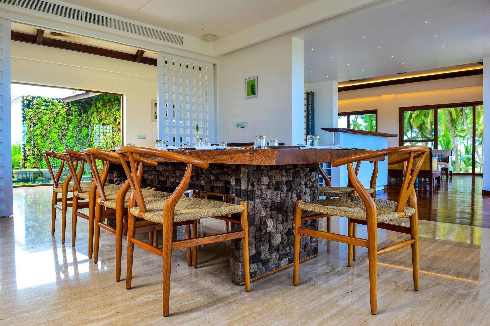 Restaurant Niraamaya Private Residences Benaulim